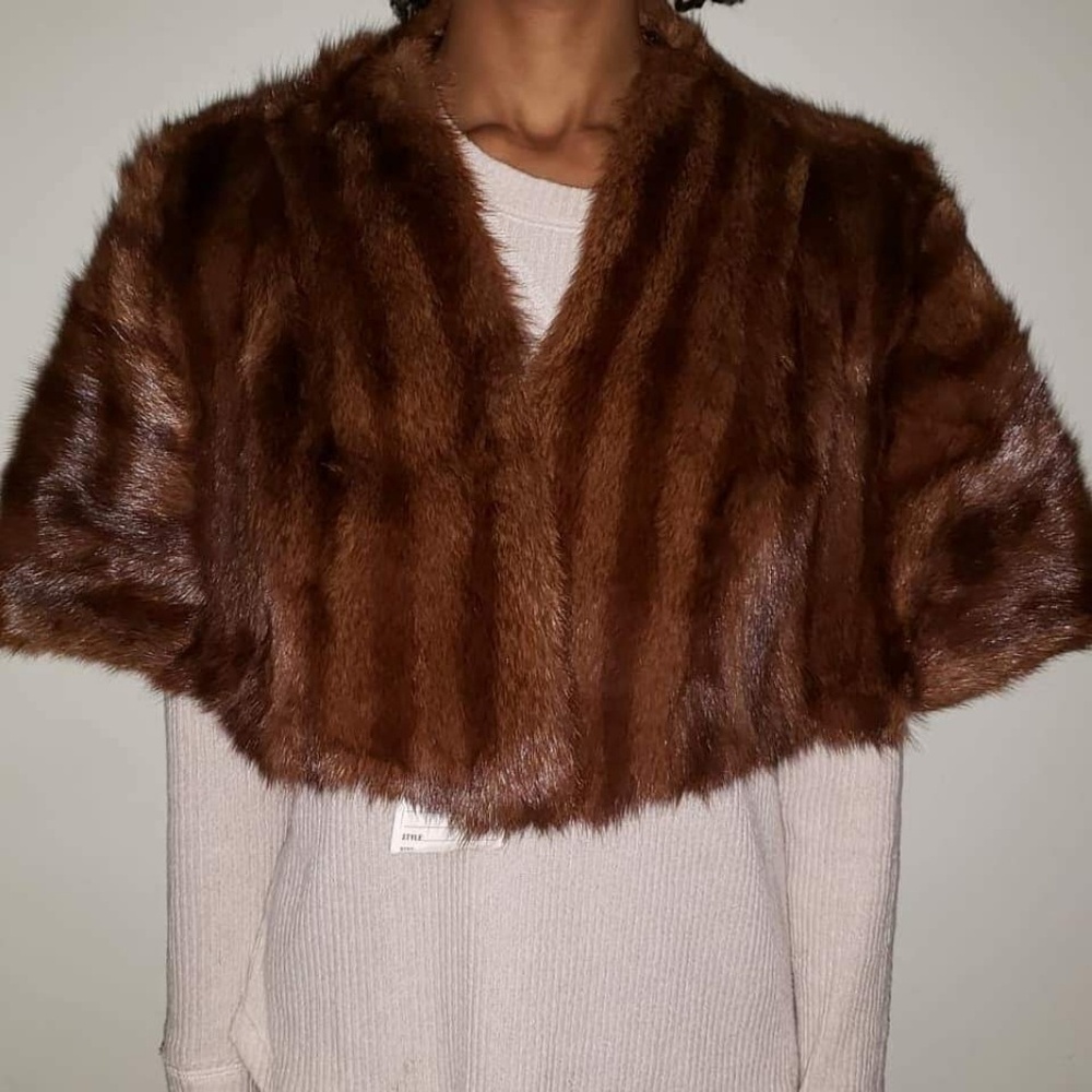 Brown 70s Muskrat Fur Shawl